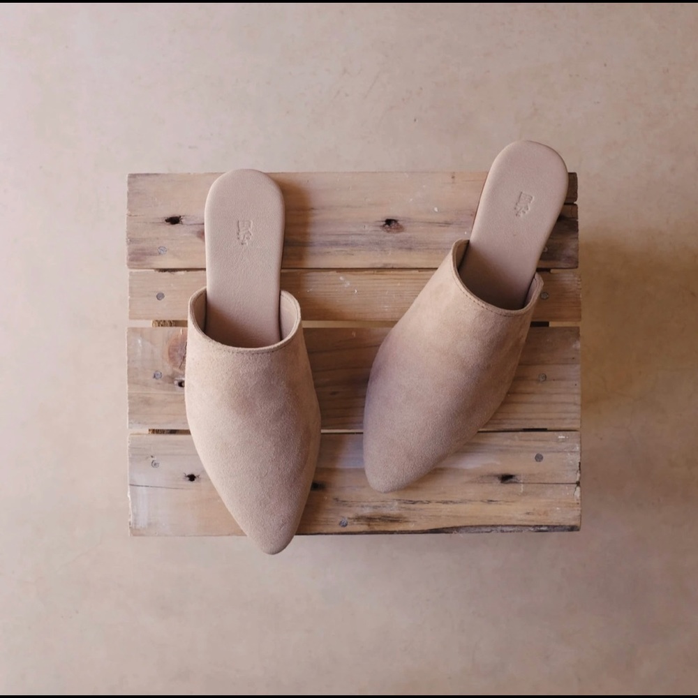 The Lei Studio Slide in Oatmeal Suede